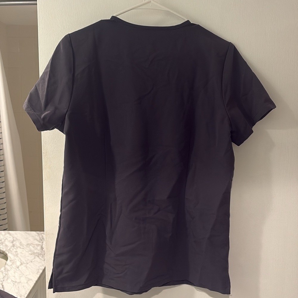 2 FIGS Scrub Tops Casma Three Pocket Gray S - Picture 3 of 4